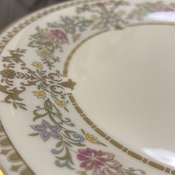 Lenox Castle Garden Dinner Plate - Picture 3 of 4